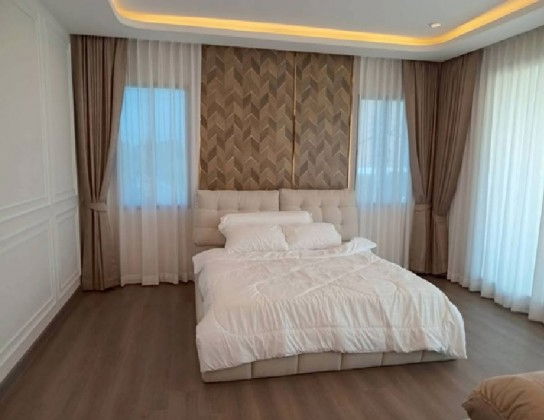 รูป  ให้เช่าบ้านเดี่ยว 2 ชั้น หลังใหญ่ โครงการ เดอะ ปาล์ม บางนา-วงแหวน เฟอร์นิเจอร์ครบ บ้านใหม่ ยังไม่เคยมีคนเข้าอยู่ / ไม่สัตว์เลี้ยง อยู่อาศัย - รูปที่ 7/16