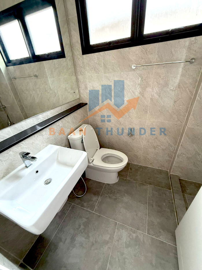 picture Single house for sale in Serene Ratchaphruek - Chaengwattana, Modern Luxury style. - 18/21