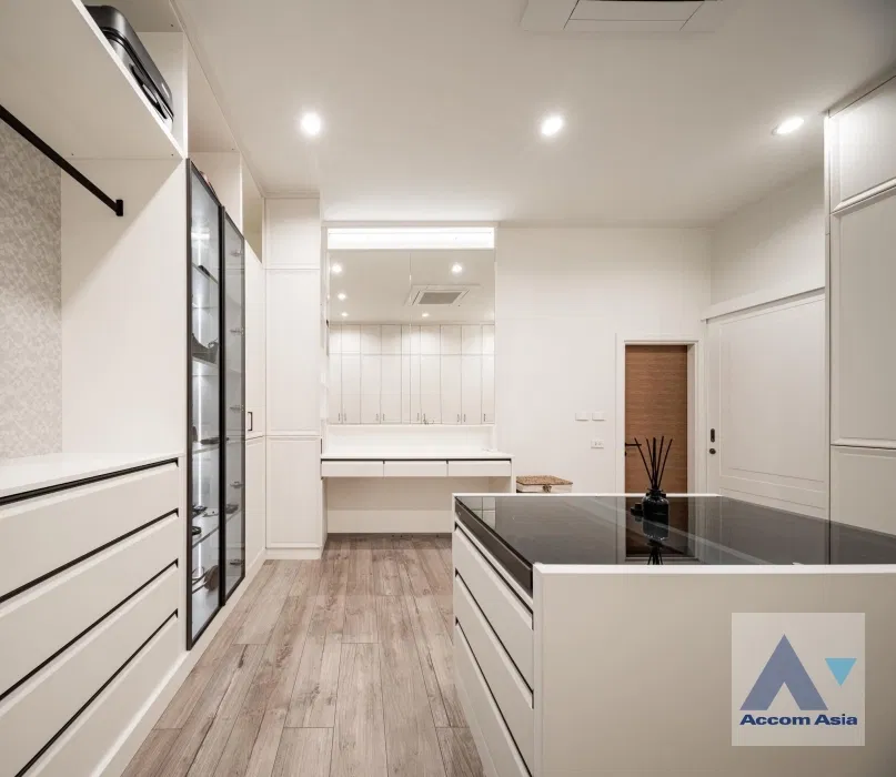 รูป 🔼🔽 AccomA 📩 Double High Ceiling,Private Swimming Pool 3 BR House in Wang Thonglang (AA44953) - รูปที่ 20/20