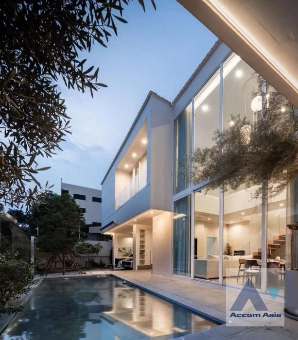 รูป 🔼🔽 AccomA 📩 Double High Ceiling,Private Swimming Pool 3 BR House in Wang Thonglang (AA44953) - รูปที่ 6/20