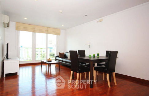 1-BR Condo at Baan Siri Sukhumvit 13 Condominium near ARL Makkasan (ID 2297007)