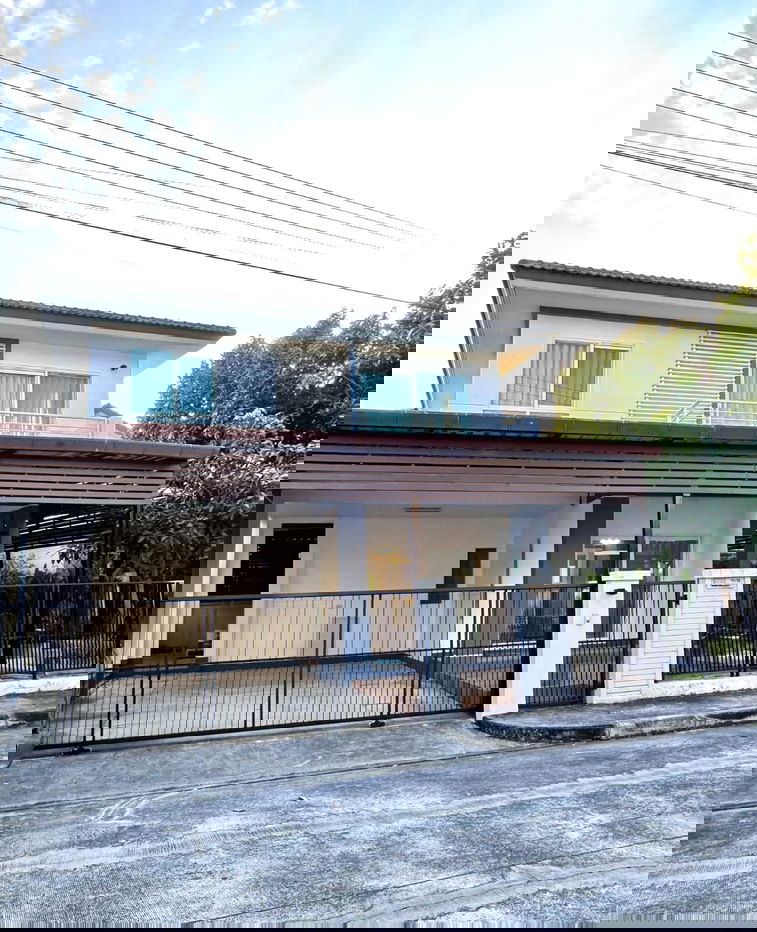 รูป ให้เช่าบ้านเดี่ยวสองชั้น  3 ห้องนอน 3 ห้องน้ำ 2  ห้องครัว  2  ที่จอดรถ - รูปที่ 1/20