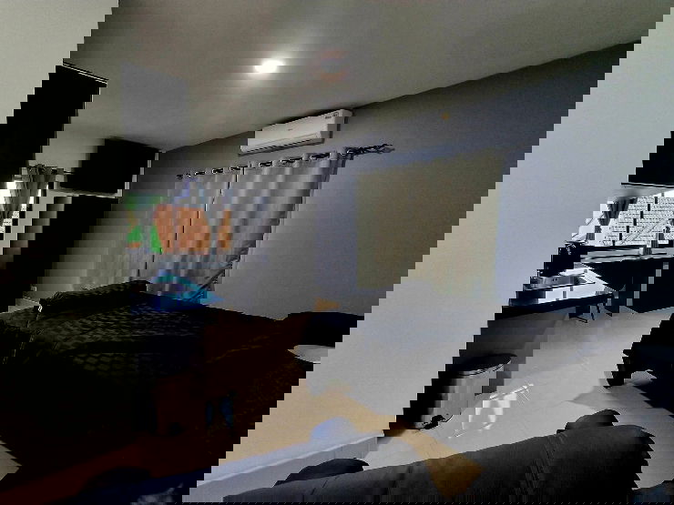 picture Home for sale with existing tenants, generating immediate income upon ownership. - 17/31