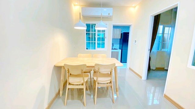 รูป สุขุมวิท-ลาซาล BTS สำโรง 1.1กม.ให้เช่าทาวน์เฮาส์สุดหรู 2 ชั้น พร้อมเฟอร์ฯ 17 ตร.วา.140 ตร.ม.3 นอน 2 น้ำ อิมพีเรียลเวิลด์ สำโรง 1.2 กม. - รูปที่ 3/8