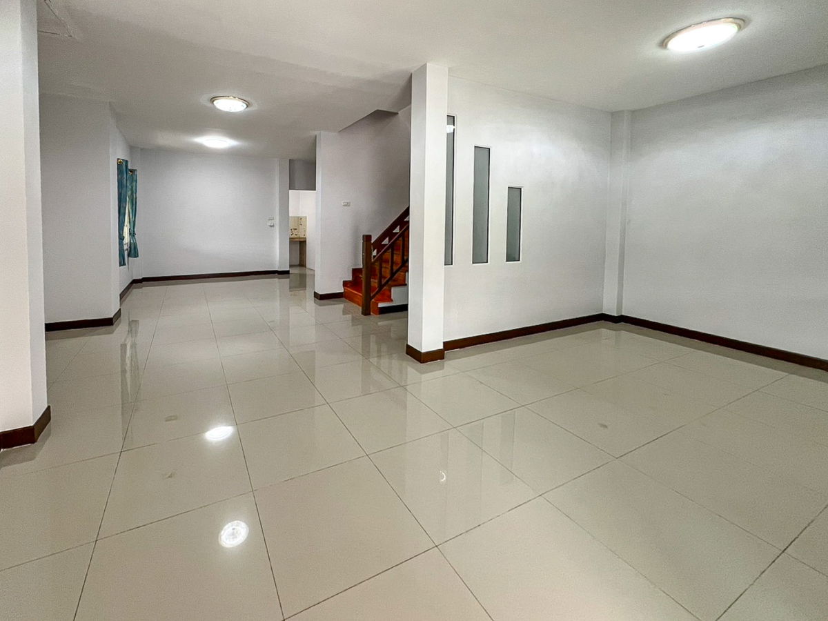 รูป ST0048 | ขาย บ้านแฝดหลังริม พรหมศิริ เพชรเกษม 77 💰 ราคาพิเศษเพียง 3.1 ล้านบาท - รูปที่ 2/19