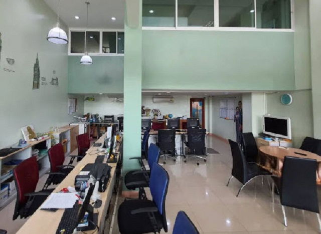 รูป เชื่อมต่อกัน 2 คูหา 3ชั้น ให้เช่าอาคารใหญ่ 4 น้ำ 41ตร.วา. บิ๊กซี เคหะร่มเกล้า 500 ม. ลาดกระบัง490ตร.ม. รร.ร่วมฤดีวิเทศศึกษา มีนบุรี3กม. - รูปที่ 5/8