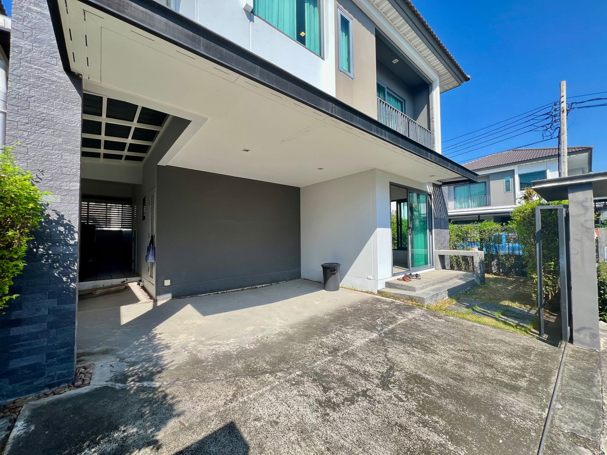 รูป ขายบ้านแฝด 2 ชั้น Britania Srinakarin ทำเลศักยภาพ ใกล้วัดหนามแดง สมุทรปราการ  ใกล้ BTS ศรีด่าน และเมกะบางนา - รูปที่ 3/31