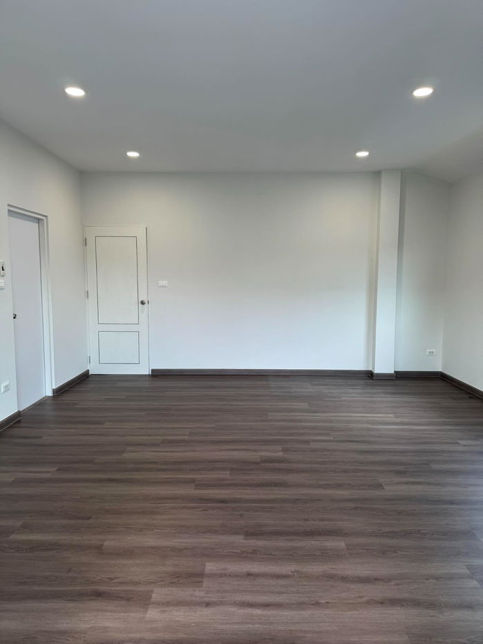 รูป ขาย บ้านรีโนเวทใหม่ หมู่บ้านภัสรี พุทธมณฑลสาย 2 105 ตร.ว. หลังมุม 8.79 ลบ - รูปที่ 11/29