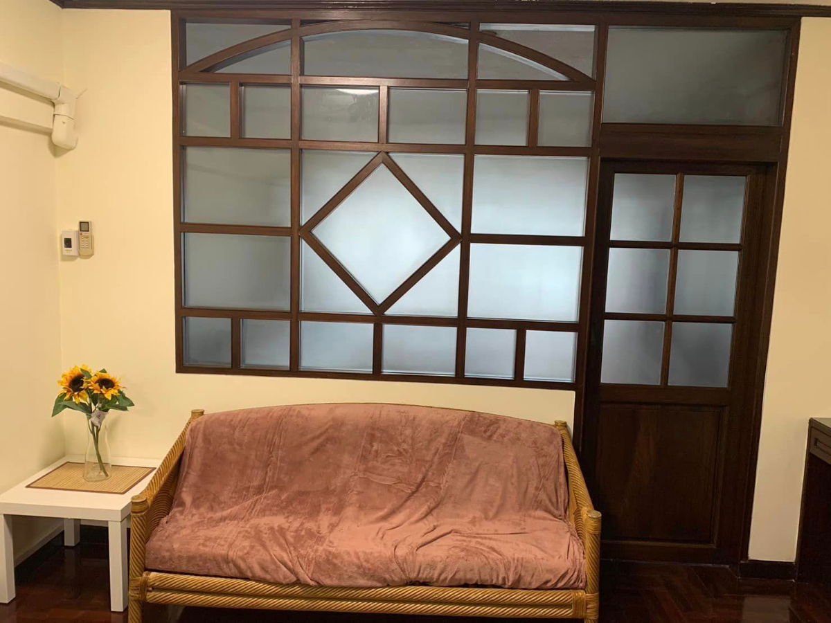 รูป Pathumwan Place【𝐑𝐄𝐍𝐓】🔥ห้องตกแต่งเรียบง่าย แต่มีความเก๋ แบ่งมุมได้ดีเยี่ยม สิ่งอำนวยความสะดวกครบครัน🔥 ติดต่อไลน์ไอดี: @hacondo - รูปที่ 4/8