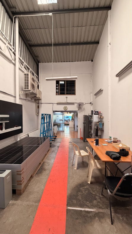 picture Prime commercial building on Super Highway, before Nimman area. - 18/24