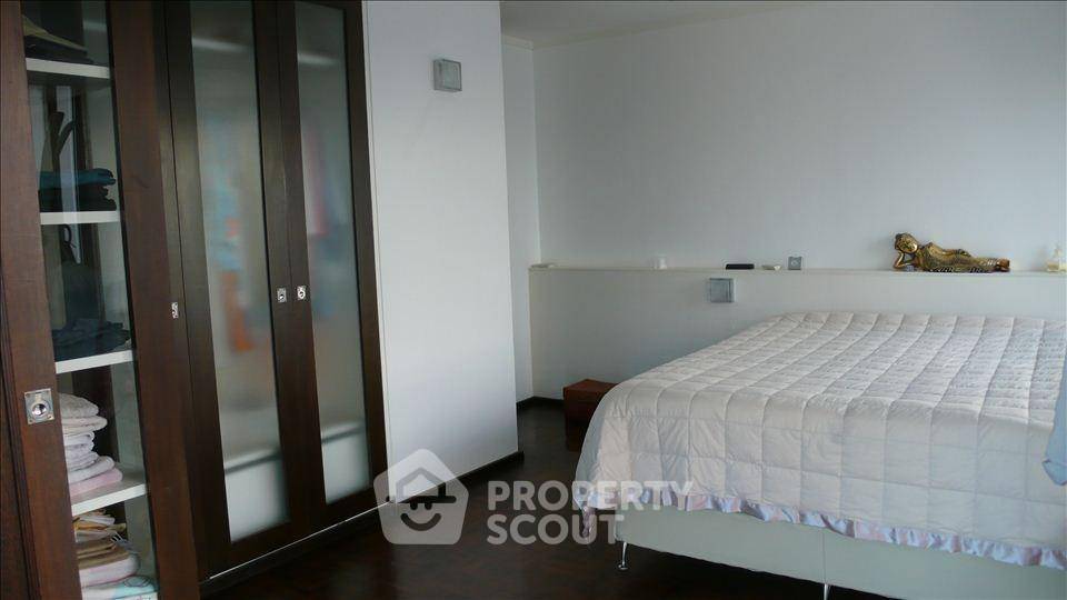 รูป คอนโด 1-ห้องนอน ที่ สีลม สวีท คอนโดมิเนียม ใกล้ BTS เซนต์หลุยส์ (ID 510051) - รูปที่ 2/4