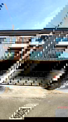 ทาวน์โฮมให้เช่า : เช่า ทาวน์โฮม 3 ชั้น The Connect UP 3 Ladprao 126   ใกล้  MRT ลาดพร้าว