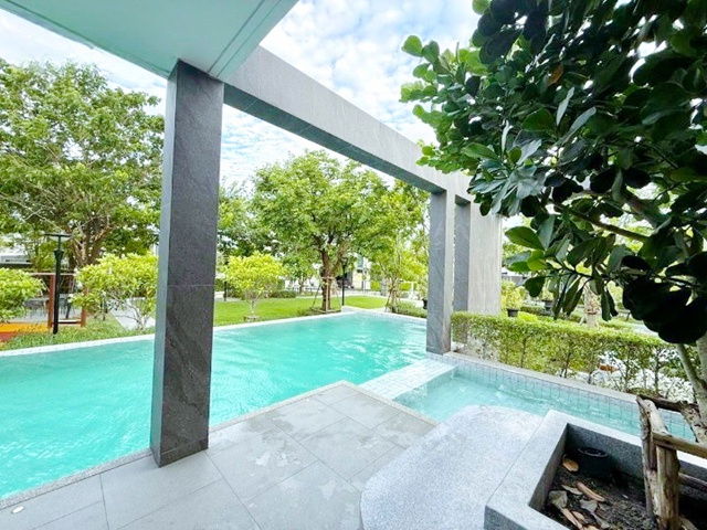 รูป สุขุมวิท-บางนา บางแก้ว รักสัตว์ เมกา บางนา 1.3 กม. ให้เช่าบ้าน 2 ชั้น ใหม่ หรูหรา ตกแต่งสไตล์ 3นอน 4 น้ำ 46 ตร.วา.186 ตร.ม. - รูปที่ 8/8