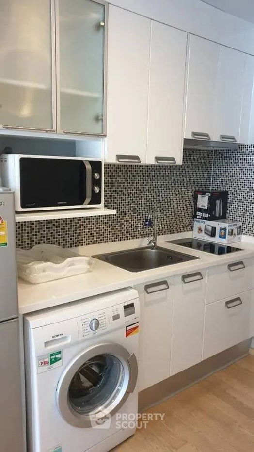 รูป คอนโด 1-ห้องนอน ที่ โนเบิล รีไฟน์ พร้อมพงษ์ ใกล้ BTS พร้อมพงษ์ (ID 2479422) - รูปที่ 2/4