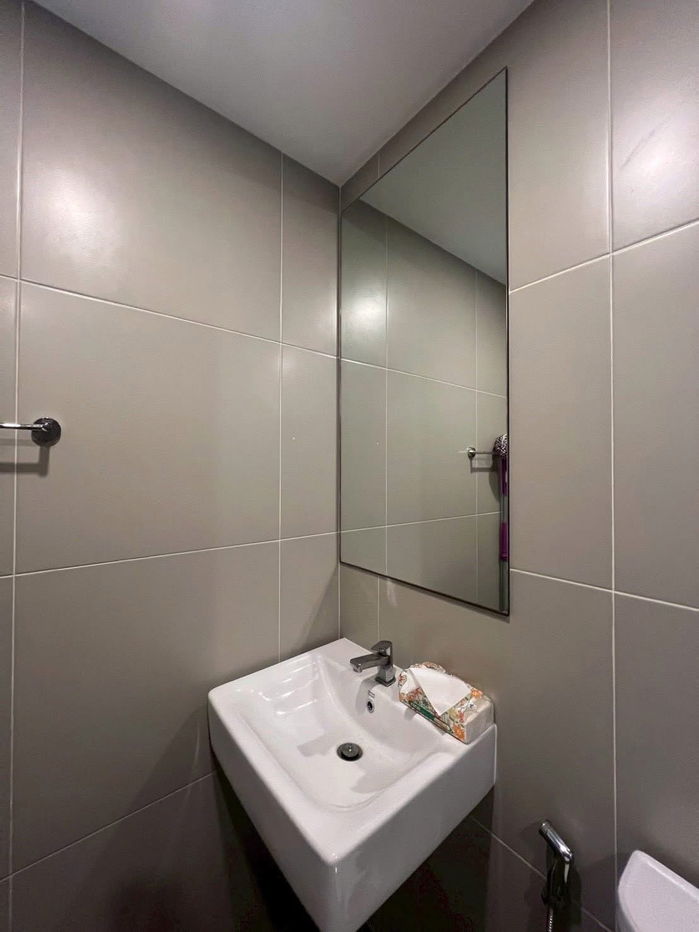 รูป 😆 ปล่อยเช่าคอนโด Elio Sathorn - Wutthakat 🚆 ใกล้ BTS วุฒากาศ มี shuttle bus รับส่ง !! - รูปที่ 5/12