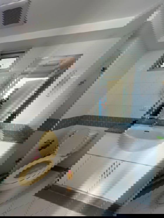 picture Plus 38 Hip Condominium contact owner - 11/13