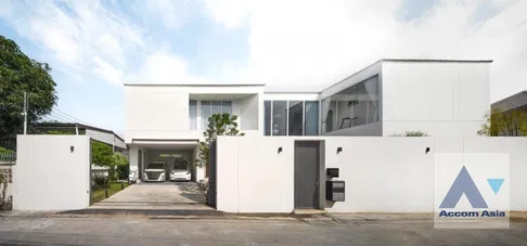 🔼🔽 AccomA 📩 Double High Ceiling,Private Swimming Pool 3 BR House in Wang Thonglang (AA44953)