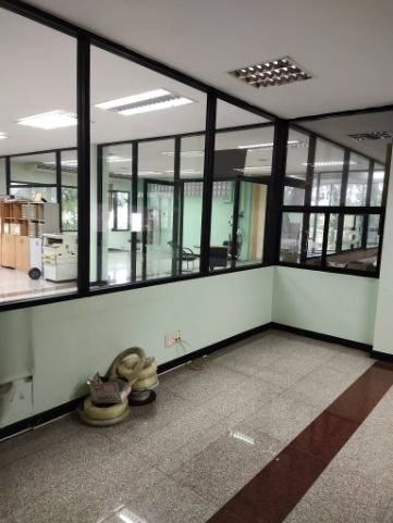 รูป HR3112ให้เช่าอาคารสำนักงาน 4 ชั้น พร้อมโกดังเก็บสินค้า ทำเลศักยภาพ ถนนเลี่ยงเมืองนนทบุรี ห่างจากถนนใหญ่เพียง 30 เมตร เดินทางสะดวก รถเข้า-ออกง่าย    - รูปที่ 6/19