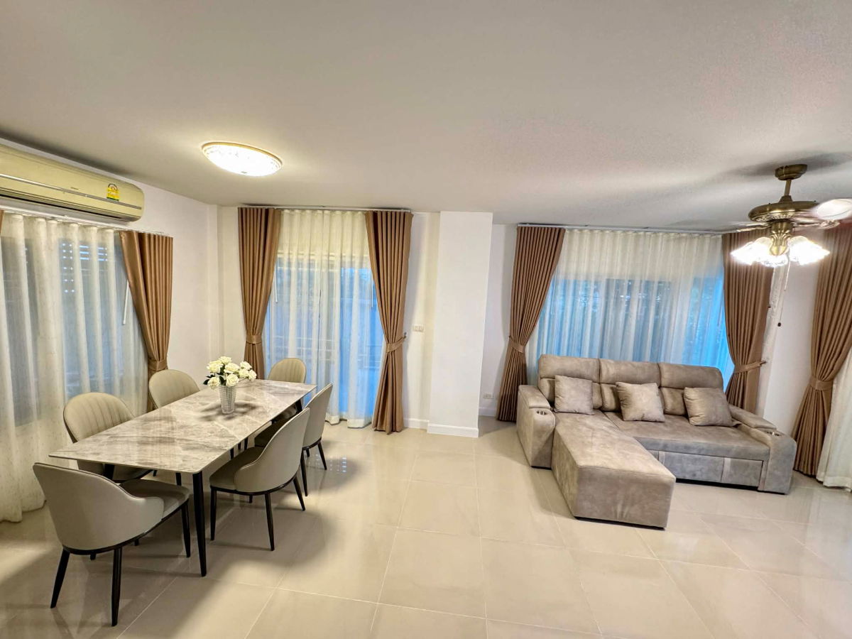 รูป ให้เช่าบ้านเดี่ยวสองชั้น  3 ห้องนอน 3 ห้องน้ำ 2  ห้องครัว  2  ที่จอดรถ - รูปที่ 6/20