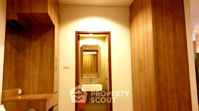 Condos for sale : 1-BR Condo at Villa Sathorn near BTS Krung Thon Buri (ID 2476370)