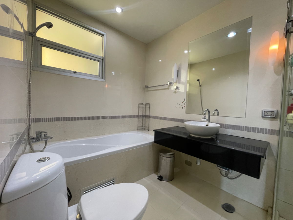 รูป ให้ เช่า ด่วน คอนโด บ้านกลางกรุง สยาม ปทุมวัน 2ห้องนอน 2ห้องน้ำ (ราคาพิเศษ) - รูปที่ 6/10