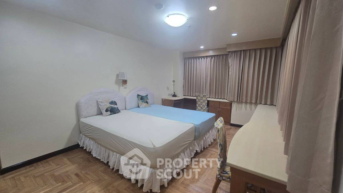 รูป คอนโด 3-ห้องนอน ที่ ท็อป วิว ทาวเวอร์ คอนโดมิเนียม ใกล้ BTS ทองหล่อ (ID 2306242) - รูปที่ 5/8