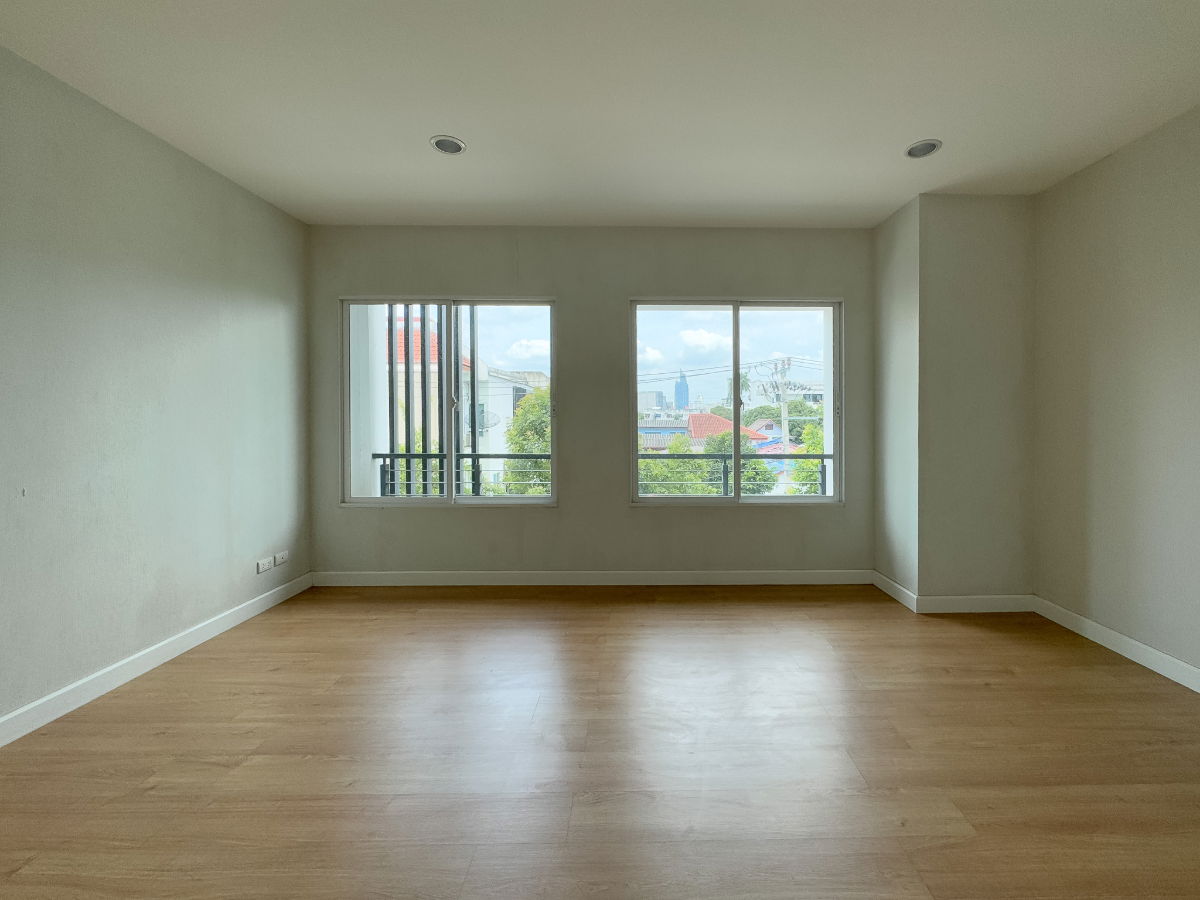 รูป ST0047 | ขาย ทาวน์โฮม 3 ชั้น บ้านกลางเมือง พระราม 3 – ราษฎร์บูรณะ 💰 ราคาขาย 7.19 ล้านบาท 🚝 BTS ตลาดพลู - รูปที่ 32/39