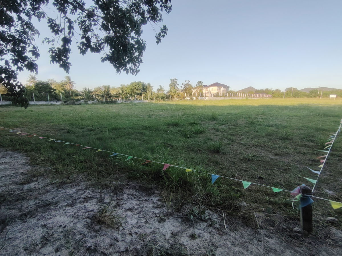 รูป ที่ดินขนาด 5 ไร่ เหมาะสำหรับการพัฒนาโครงการที่อยู่อาศัย  ที่ดินอยู่ในพื้นที่อยู่อาศัยที่กำลังเติบโตอย่างรวดเร็ว - รูปที่ 8/10