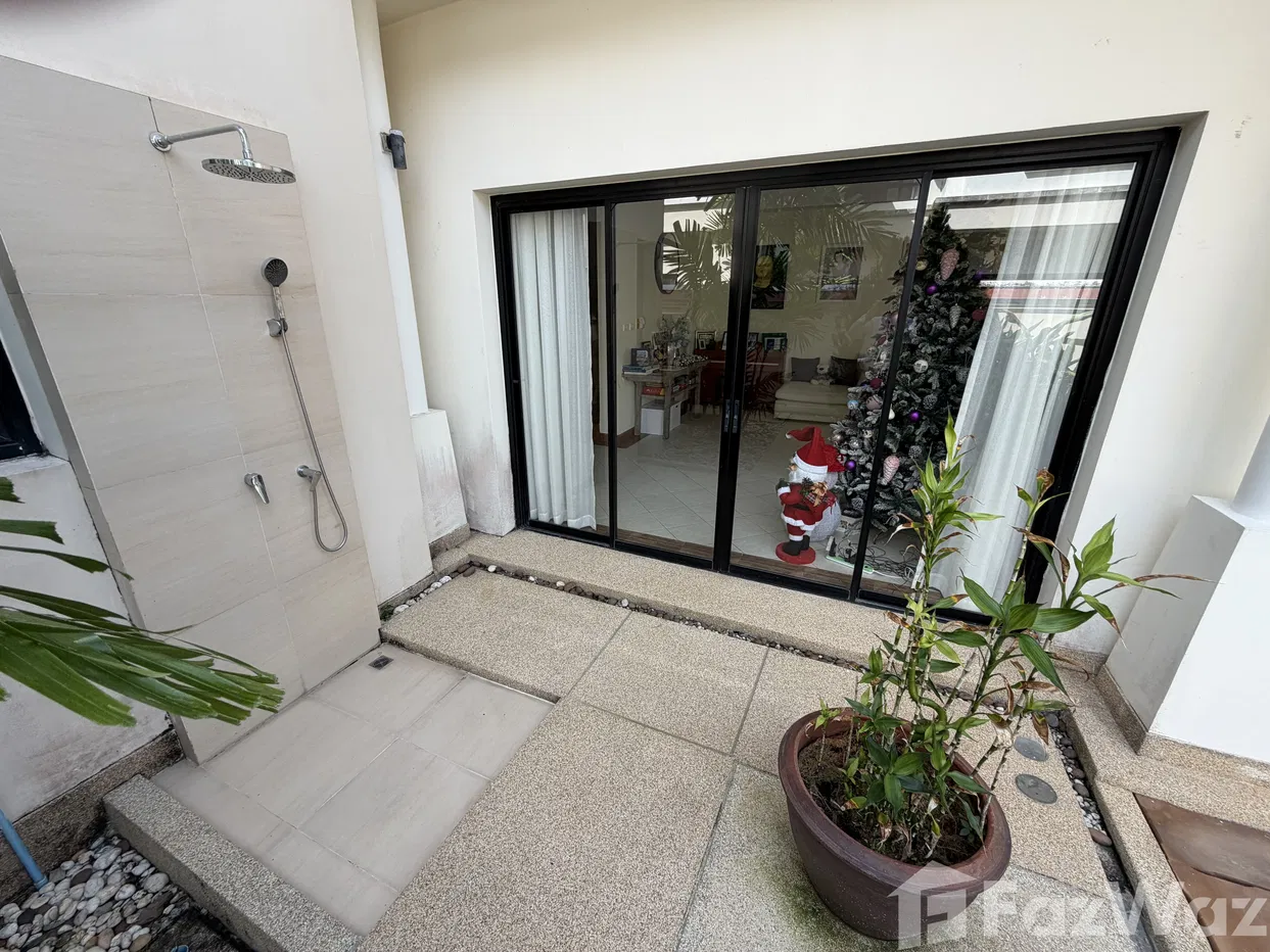 picture Four Bedroom Lakefront Semi-Detached Villa at Laguna Village 5904700 - 30/57