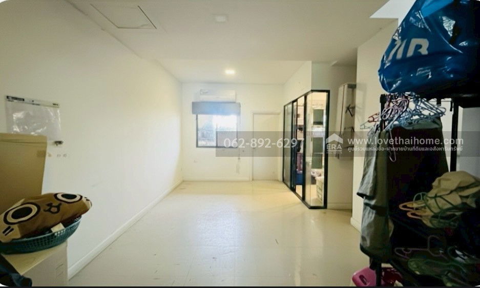 รูป ขายทาวน์เฮ้าส์ 2 ชั้น หมู่บ้านพฤกษาวิลล์104 ซอยเพชรเกษม81 พื้นที่ 19.3 ตรว. ขายราคา 2.39 ล้านบาท บ้านสวยหรู ตกแต่งพร้อมหิ้วกระเป๋าเข้าอยู่ได้เลย - รูปที่ 6/12