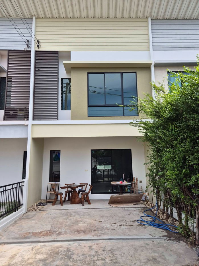 รูป 🔴S2376🟡 ขายถูกมาก👍 ทาวน์เฮาส์ 2 ชั้น โครงการโมดิวิลล่า 💛🧡 ✅แอดไลน์ @mproperty (มี @ ด้วย) แอดมินตอบไว - รูปที่ 2/17