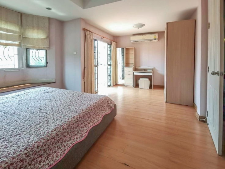 รูป ขายบ้านแฝดมือสองนนทบุรี โครงการ ชวนชื่น ปิ่นเกล้า-วงแหวน เนื้อที่ 38.50 ตร.ว. ใกล้รถไฟฟ้าสายสีม่วงสถานีตลาดบางใหญ่ - รูปที่ 8/12