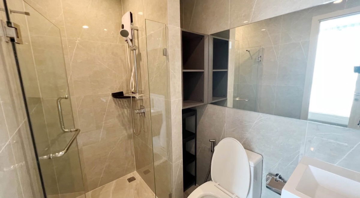 picture Nue District                       R9 - 10/12