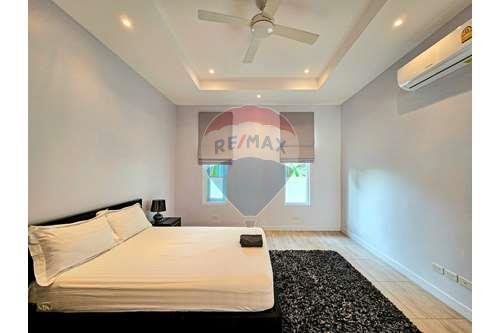 รูป [920601001-67] 3 Bed 2 Bath Private Modern Villa in Hua Hin Soi 88 For Sale - รูปที่ 33/38