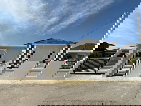 รูป ขายบ้านสร้างใหม่ สวย มีสไตล์ ใกล้ตลาดท่ารั้ว . (บ้านป่าเสร้าหลวง) สันปูเลย ดอยสะเก็ด - รูปที่ 1/8