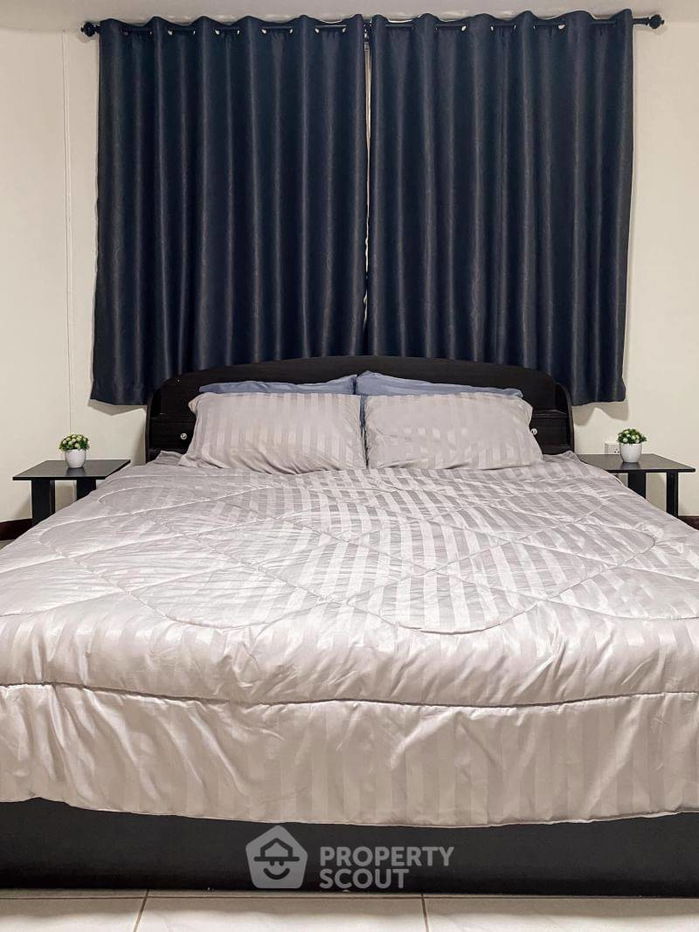 picture 3-BR Condo at The Next 1 Ruamchok in Fa Ham (ID 1440125) - 9/14