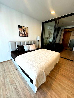 Condos for rent Phyathai 2 Hospital : XT Phayathai **Rent 24K THB** 26th FL, Building B, 42 Sq.m. Ready to move in