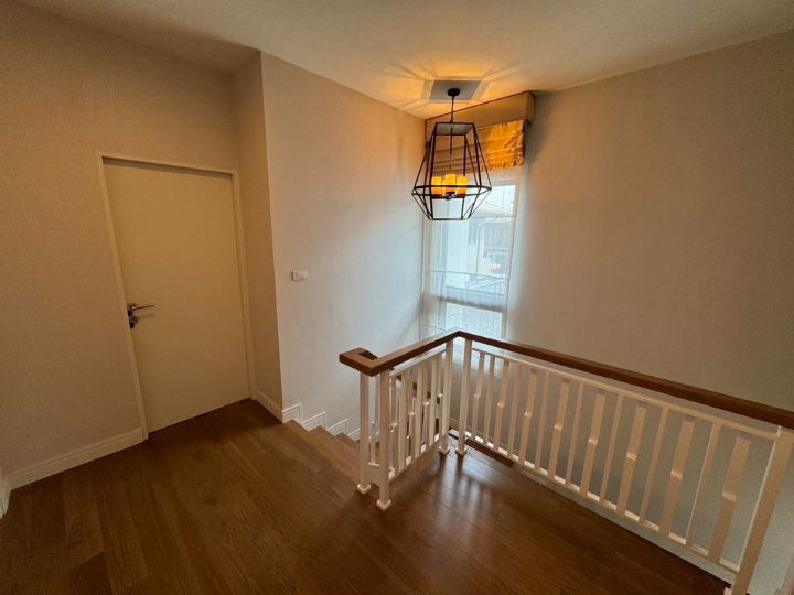 รูป HR3118 Luxury House for Rent - Burasiri Pattanakarn (Pet-Friendly) บ้านหรูหลังใหญ่ ติดสวนและ Clubhouse    - รูปที่ 3/43