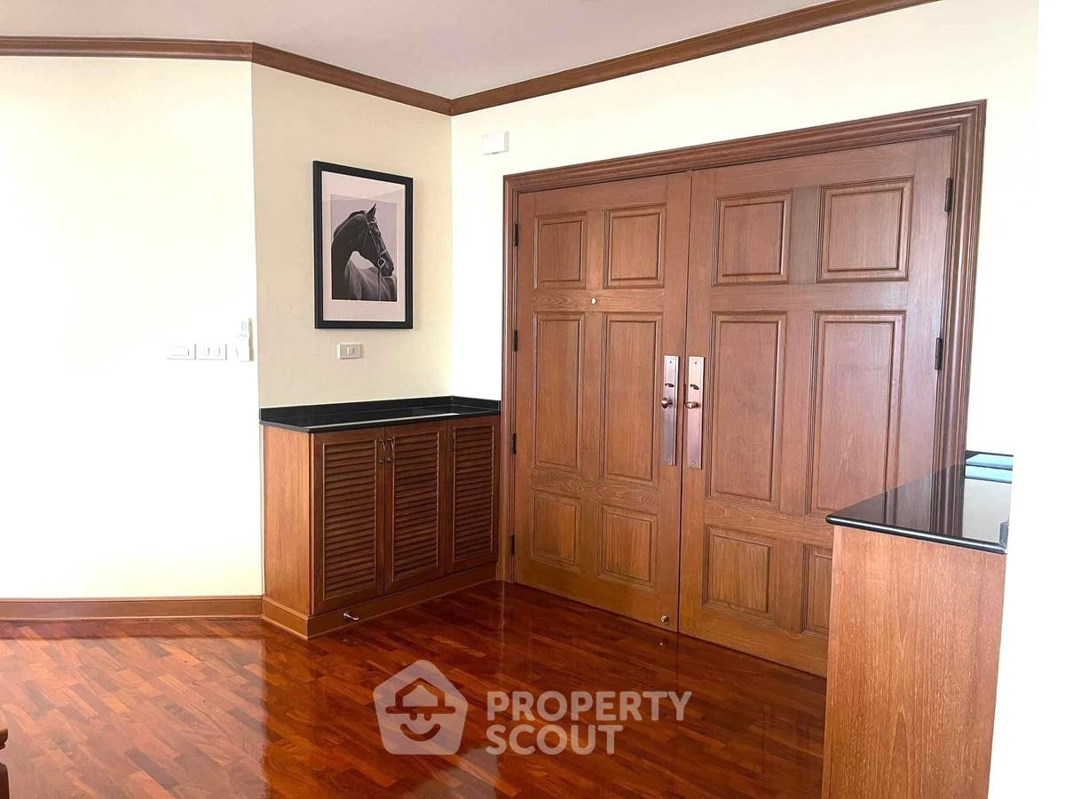 รูป คอนโด 3-ห้องนอน ที่ ร่วมสุข คอนโดมิเนียม ใกล้ BTS ทองหล่อ (ID 1852873) - รูปที่ 4/7