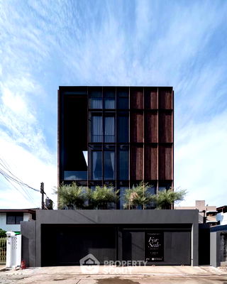 บ้านเดี่ยว ถนนวิภาวดีรังสิต : วิลล่า 4-ห้องนอน ที่ เจีย พูล เรสซิเดนซ์ ใน ดอนเมือง (ID 2346701)