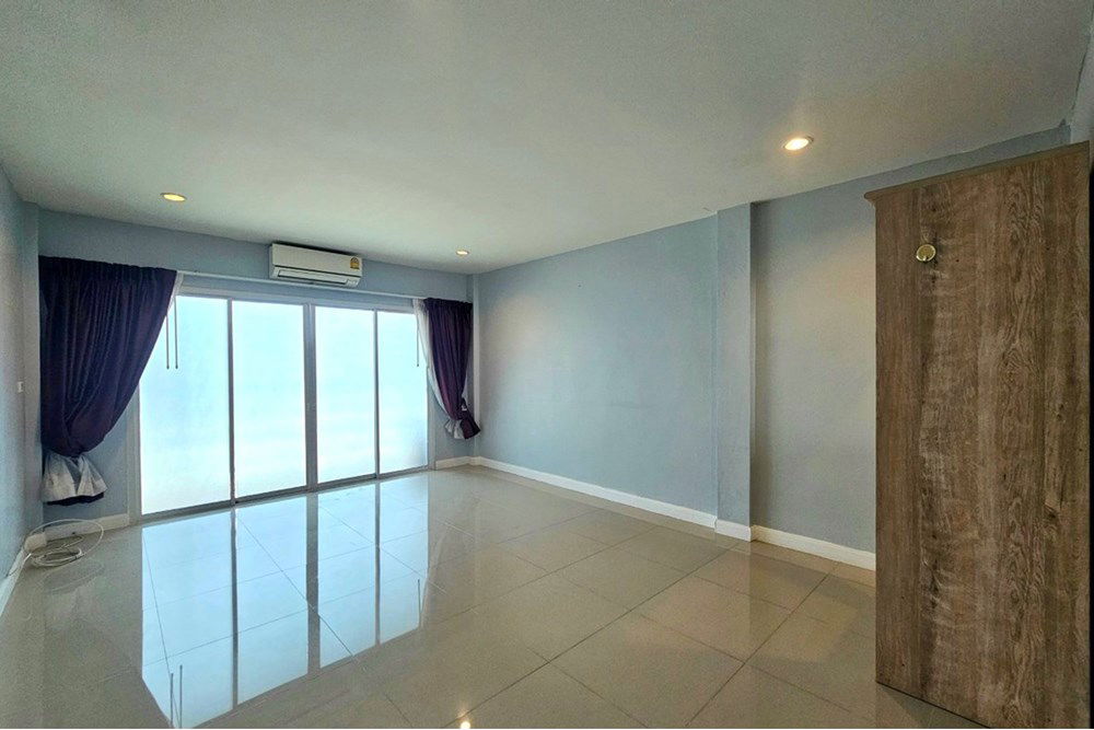 รูป [920601001-552] ทาวน์เฮ้าส์ 2 ชั้น 2 ห้องนอน 2 ห้องน้ำ ในซอยหัวหิน 102 สำหรับขาย - รูปที่ 17/21