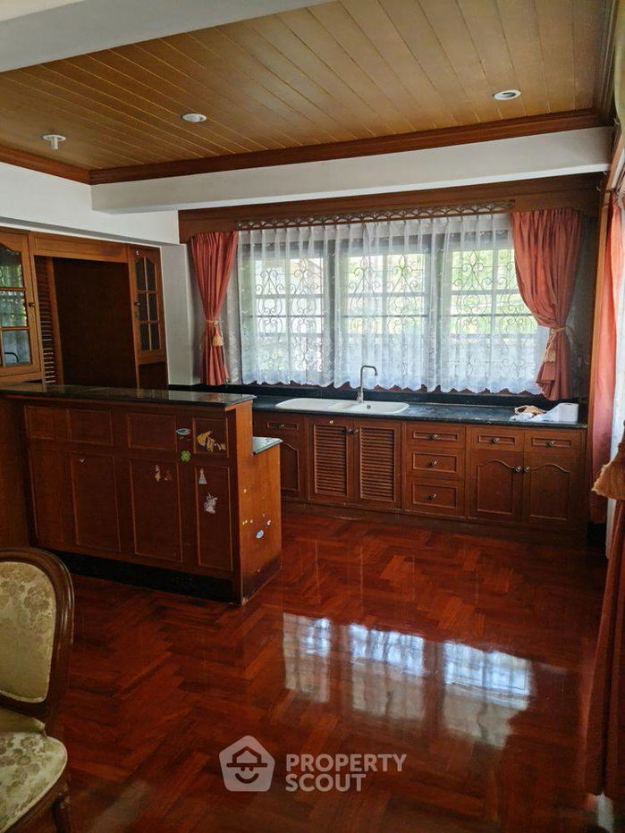 รูป บ้าน 5-ห้องนอน ใกล้ MRT รัชดาภิเษก (ID 2428705) - รูปที่ 3/9