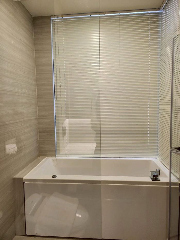 picture PARK ORIGIN                 THONGLOR  - 8/10