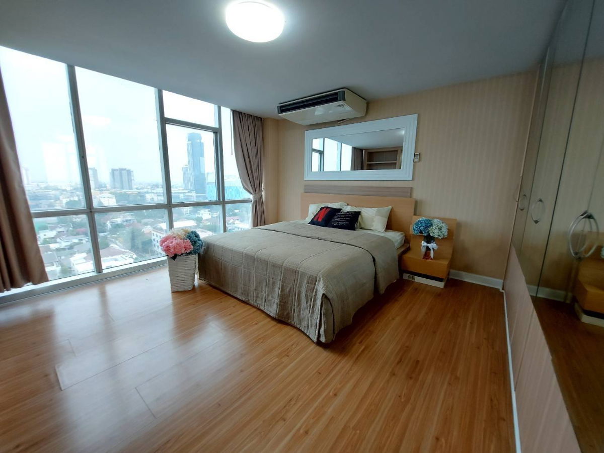 รูป ขายคอนโดสารินเพลส 113 ตร.ม. พร้อมที่จอดรถส่วนตัว ใกล้ SCB Park รัชโยธิน  - รูปที่ 1/8