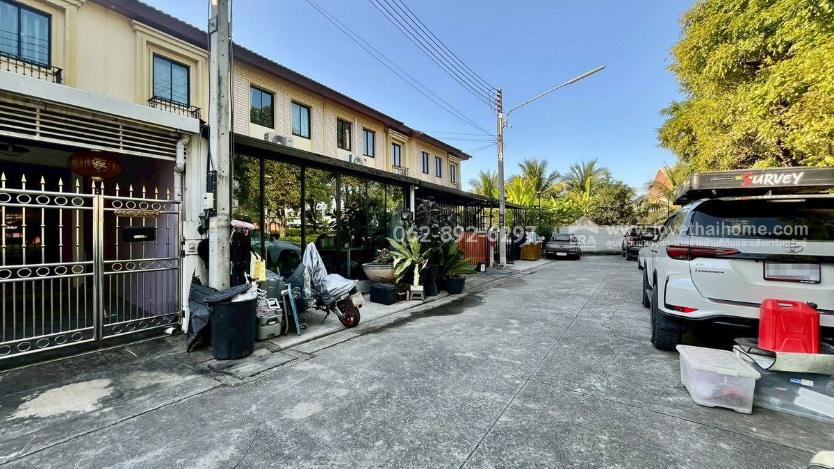 รูป ขายทาวน์เฮ้าส์ 2 ชั้น หมู่บ้านพฤกษาวิลล์104 ซอยเพชรเกษม81 พื้นที่ 19.3 ตรว. ขายราคา 2.39 ล้านบาท บ้านสวยหรู ตกแต่งพร้อมหิ้วกระเป๋าเข้าอยู่ได้เลย - รูปที่ 8/12