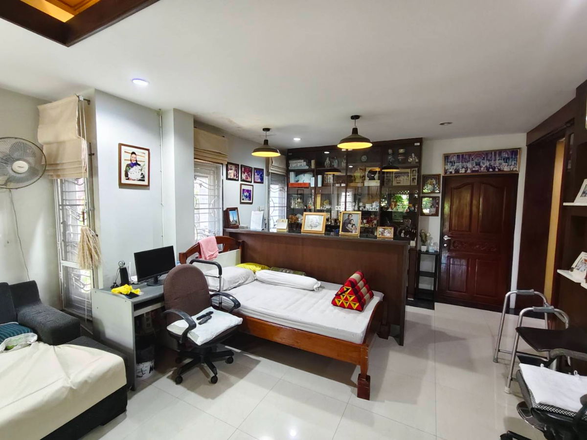 รูป ขาย บ้านเดี่ยว 3 ชั้น มบ.สี่ไชยทอง3 ซ.สี่ไชยทอง 21 พร้อมอยู่ ทำเลแจ้งวัฒนะ-ปากเกร็ด - รูปที่ 5/15