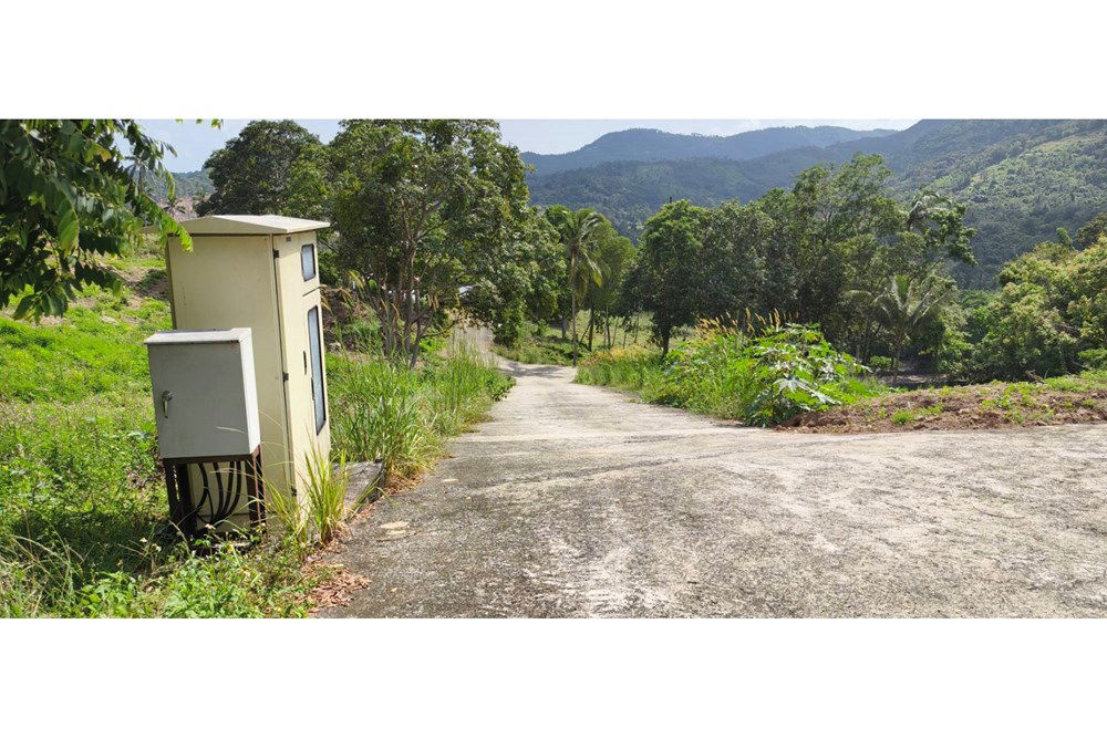 picture [920121060-116] Hill-view plot, whole or subdivided, Ideal for Investment, Maenam - 13/15