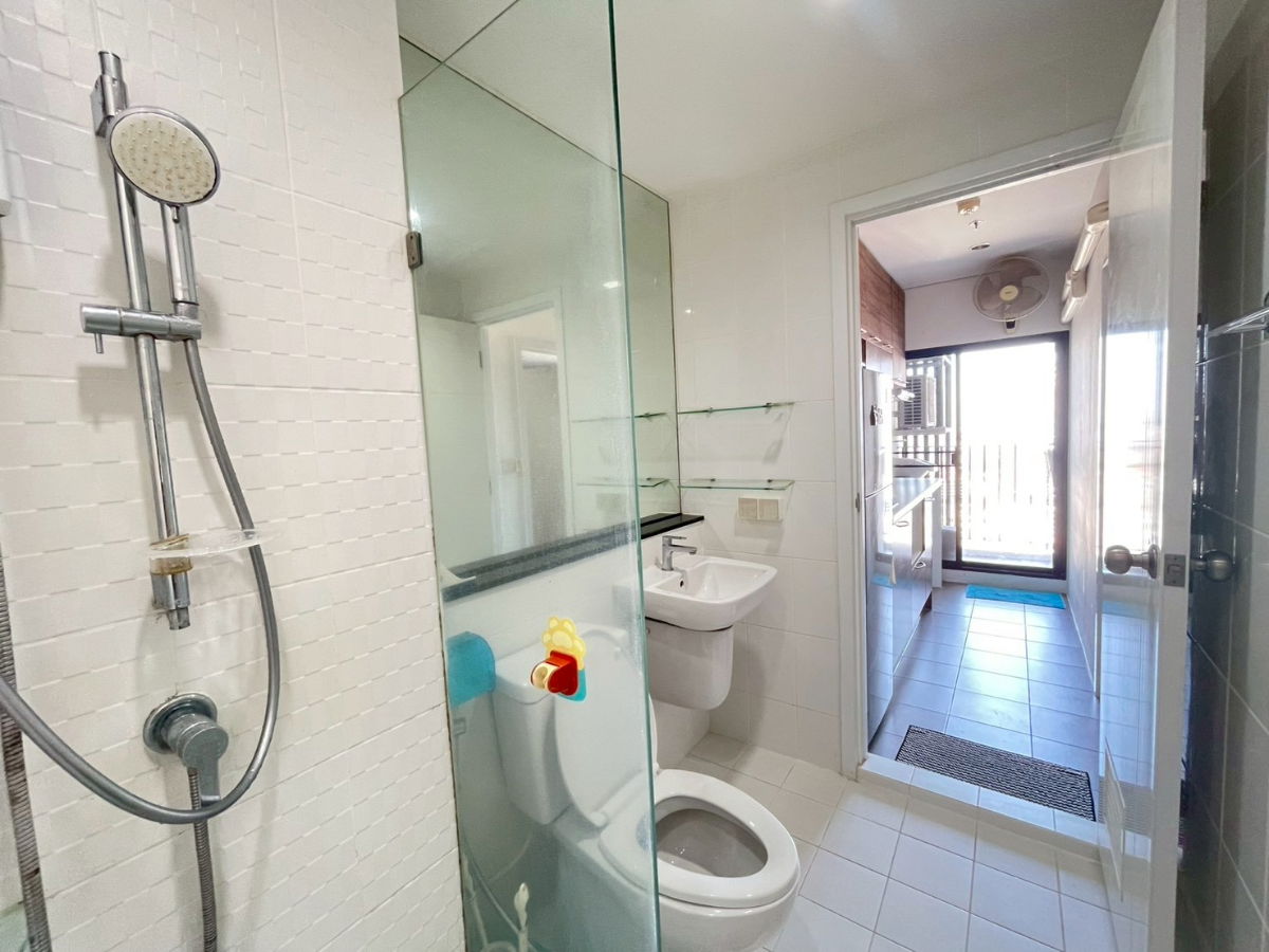 รูป [เจ้าของขายเอง] คอนโด The Tree Interchange อาคาร B ชั้น 23 ขนาด 35 ตร.ม. มี 1 ห้องนอน - รูปที่ 15/16