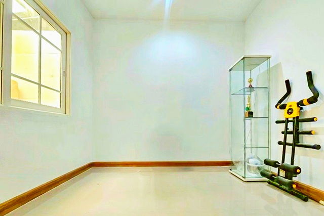 รูป วงศ์สว่าง รัชดา ตลาดสดวงศ์สว่าง 1.6 กม.ให้เช่าทาวน์โฮม 2 ชั้น แปลงมุม 4นอน 3 น้ำ MRT แยกติวานนท์ 1.6กม. - รูปที่ 8/8