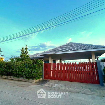 Houses for sale Cha-Am Petchburi : 3-BR Villa in Cha-Am (ID 2426284)